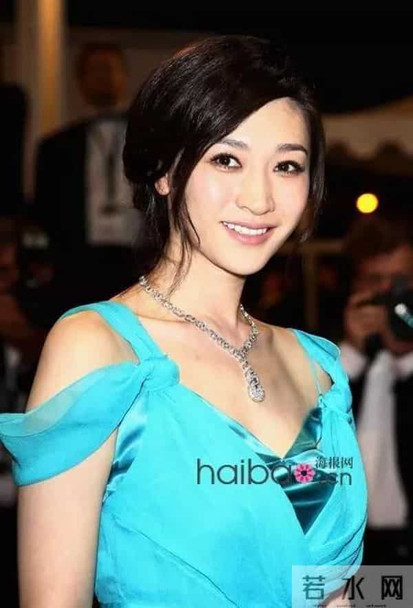 她是《庆余年》最美反派，43岁美如少女，活出极致人生---李小冉