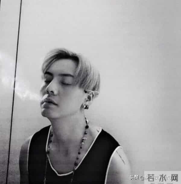 被拍到的明星抽烟大盘点！胡歌邓伦井柏然陈晓在列，还有倪萍！