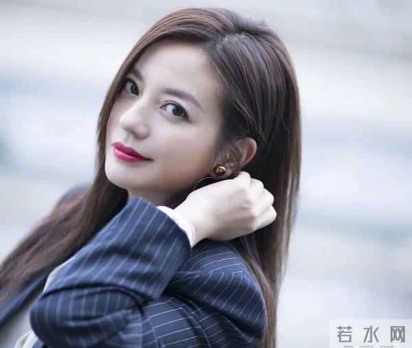 赵薇大女主剧《玫瑰之战》,黄晓明甘当二番,男主人设讨喜