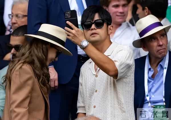 22岁嫁给大14岁的周杰伦,连生三胎的昆凌,没有你想的那么简单!