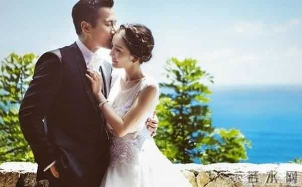 盘点娱乐圈十对明星夫妇虐狗婚纱照 最幸福的竟然是他们?