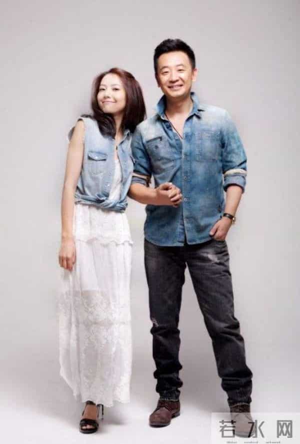 美国感染破79万!曾兴高采烈去美国的周立波黄海波凤姐现在如何了