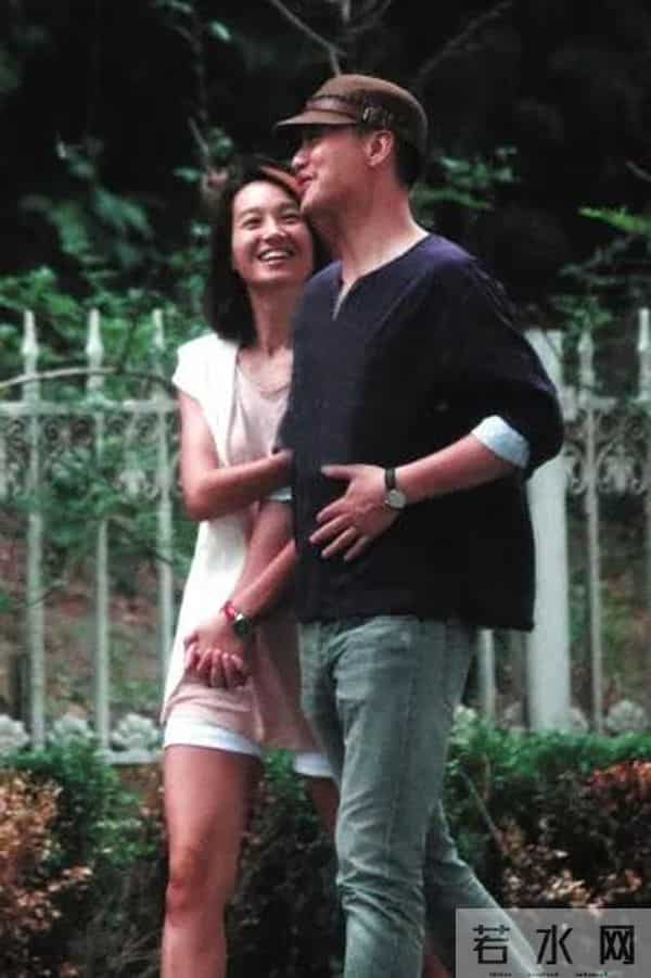 别装了朱丹,你所谓的幸福全是你拿卑微换来的