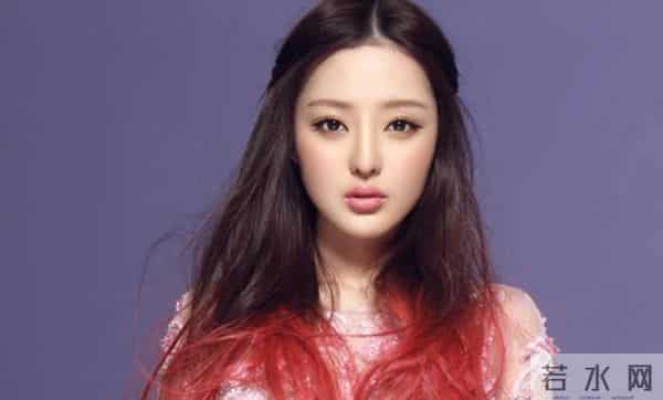 凭《丑女无敌》走红的王洁曦,不幸去世,她因为什么离世的?