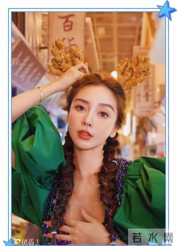 Angelababy和闺蜜现身上海街头被偶遇，baby打扮时髦，少女感