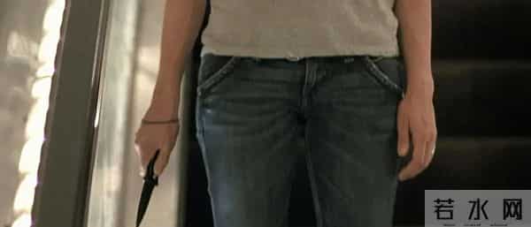 意大利性感女星艾莎.阿基多10部经典影片，她为艺术献身值得称赞