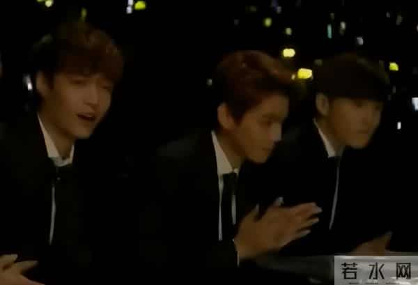 当“中国天王”出席韩国顶级颁奖礼,会是啥场面?网友:砸场子的