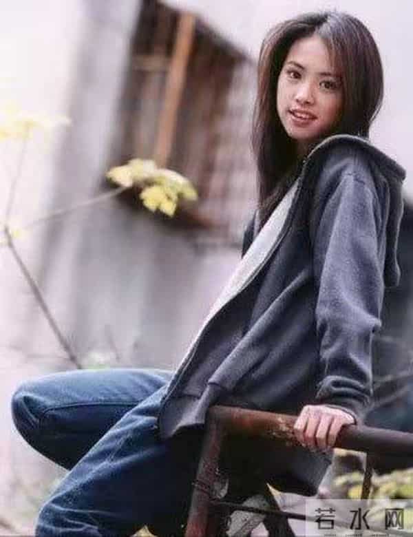 “玉女天后”蔡依林：21岁认识周杰伦，情史丰富，42岁选择单身