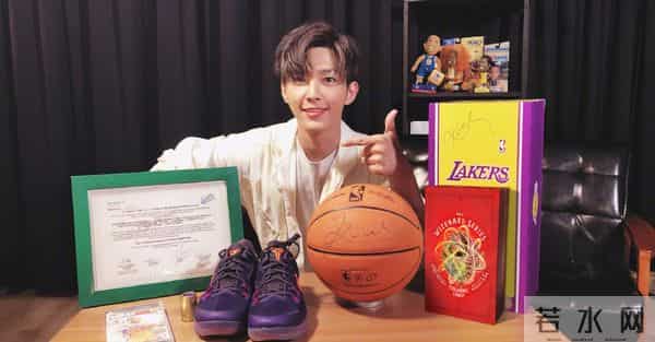 炎亚纶被科比回复后连发炫耀文：我等得好苦