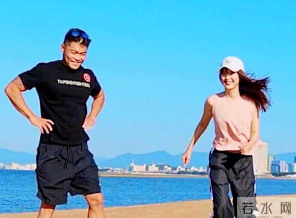 知名歌手宣布放弃生育！不认为有娃才幸福，妻子曾为怀孕吃尽苦头