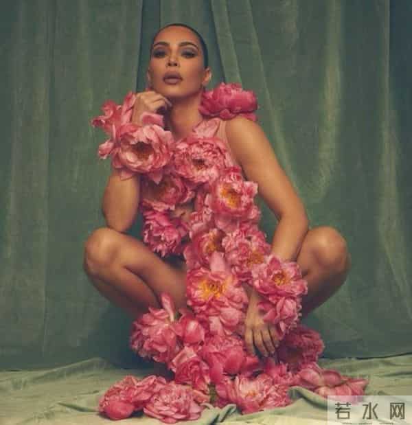 金卡戴珊谈过去一年太糟心!曾睡过C罗的她何时与坎耶正式离婚?