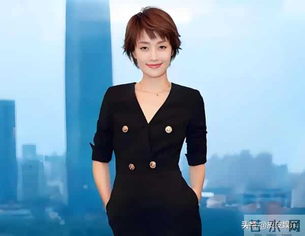 离婚六年后，即将解锁新身份的马伊琍，已经是文章高攀不起的存在