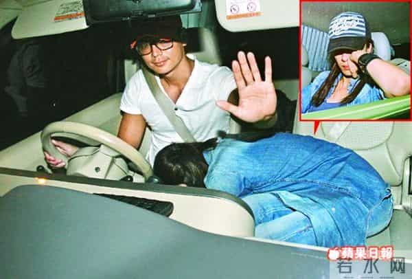 杨怡罗仲谦宣布10.2大婚 为身材婚后造人