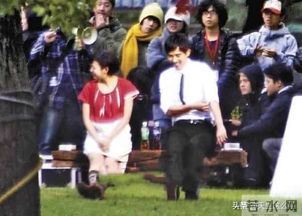 陈晓眼睛里没光了?为啥总有人觉得他跟陈妍希婚姻不幸福?