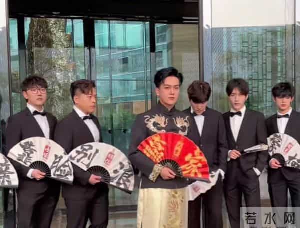 恭喜！千万粉丝网红罗西十缨大婚，被赞圈内颜值天花板，伴郎抢镜