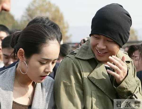 37岁的韩佳人怀二胎已20周，延政勋宣布喜讯，5月将迎小宝宝