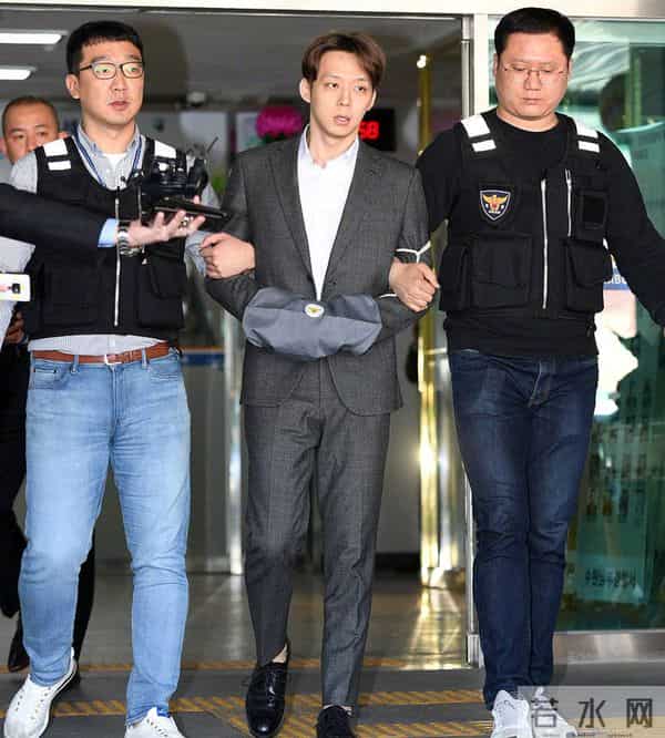 多次否认之后，韩星朴有天首次承认吸毒：我一直说谎，该受到惩罚