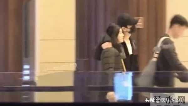 陈晓眼睛里没光了?为啥总有人觉得他跟陈妍希婚姻不幸福?