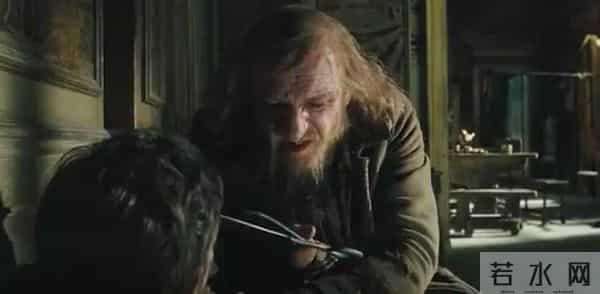 《雾都孤儿》讲了什么？