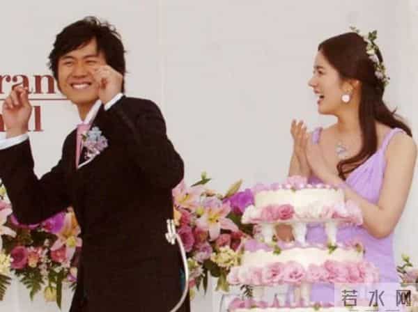 37岁的韩佳人怀二胎已20周,延政勋宣布喜讯,5月将迎小宝宝