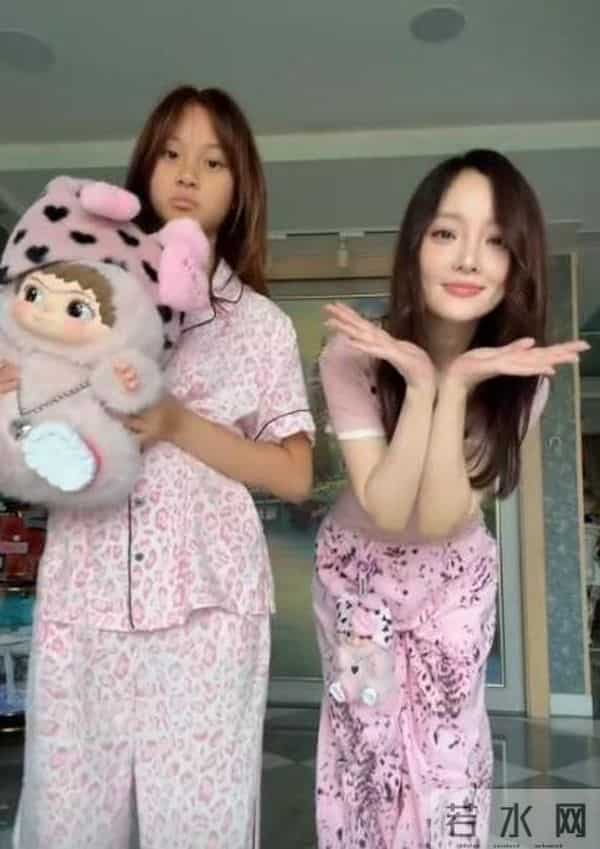 李小璐二胎风波升级！蛛丝马迹被扒，和贾乃亮复婚传闻才真相大白