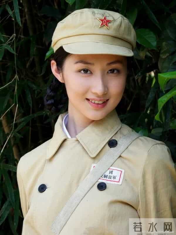 甜过景甜,涂黎曼,你们喜欢她的古装还是现代装