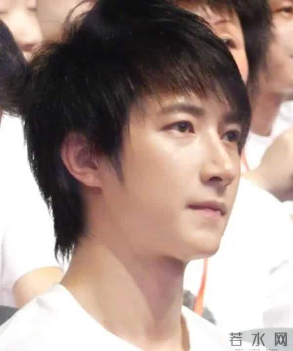 第一代偶像“人气王”,拒绝翻红,身家过亿