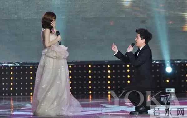 李小璐的堕落史，她的故事远比你想得“更毁三观”