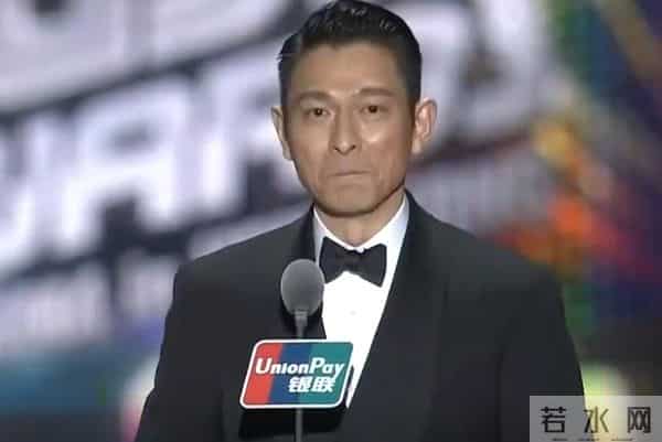 当“中国天王”出席韩国顶级颁奖礼,会是啥场面?网友:砸场子的