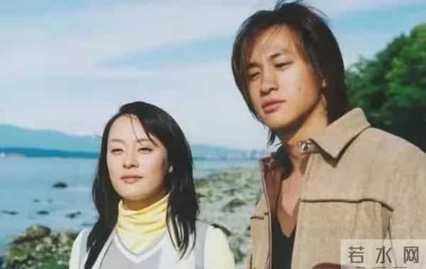 何润东：三次表白孙俪被拒，41岁娶柜姐为妻，恩爱多年无子也幸福