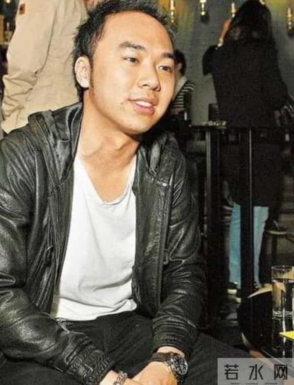 轰动超过“艳照门”！偷拍60个女明星，李宗瑞终究付出代价