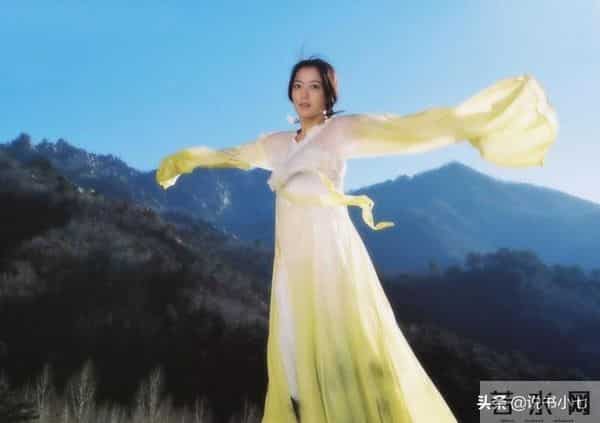 公主脸配牛鼻环，韩国逃跑女星新花招，酷似金喜善的脸会变啥样