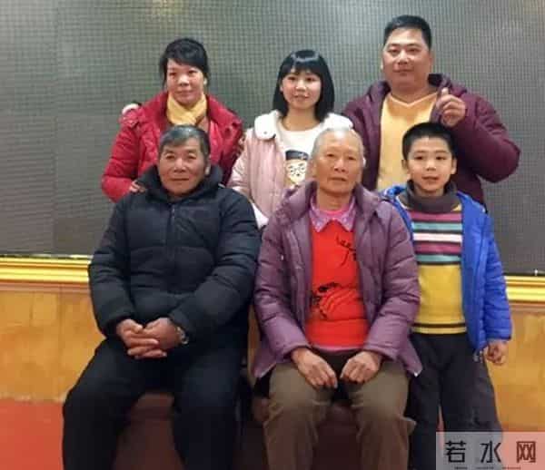 民众镇评出“十大最美家庭” 快来看是否有你认识的邻居