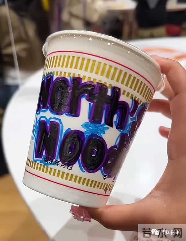 金卡戴珊离婚又分手后变化超大！素颜出镜惊呆网友，参演爆火美剧