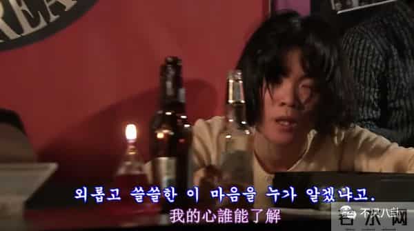 一定很痛苦吧?生日前一天,她和母亲一起自杀身亡