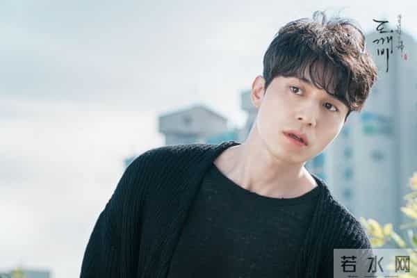 李栋旭发展史：从演员到主持人，他从未停止挑战