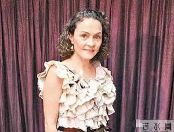 55岁出道、四嫁四离，她的一生比刘晓庆还传奇