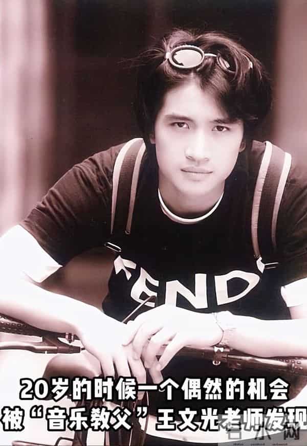 何晟铭的奇葩情史，被亿万富婆疯狂追求，被于正捧红后找回了自我