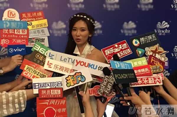 陈冠希现身CJ参与游戏直播 隔空喊话林志玲:给你机会做好人