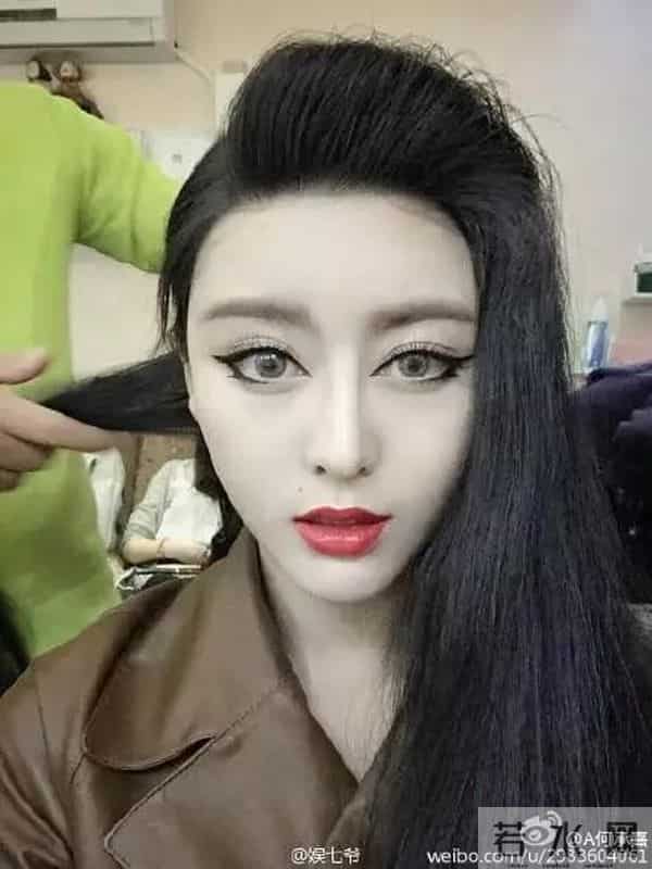 超女选手8年整成范冰冰,99%的相似度看呆李晨!