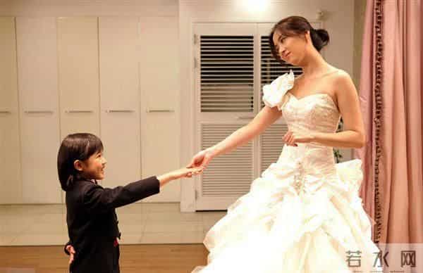 【国际篇】盘点影视剧里绝美婚纱，每一款都喜欢！