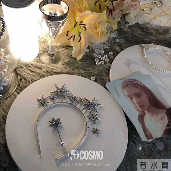 时髦办 - 戴珠宝的最高境界：看着很贵，一问二百，还是热巴同款