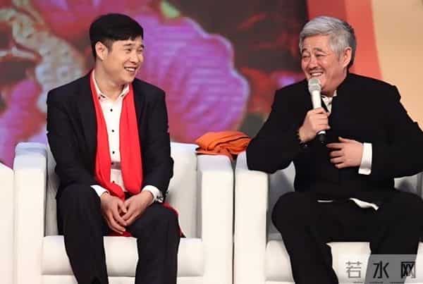 44岁小沈阳现身故宫,没人认识还找三个保镖清道 网友嘲讽:谱真大