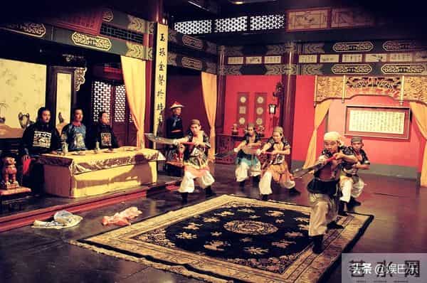 98年古天乐主演的武侠剧,刘德华演唱主题曲,可惜当年收视惨败