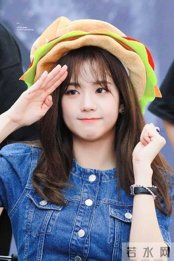 韩国的十大美女，一半性感妩媚，一半冰清玉洁，各个都是人间尤物