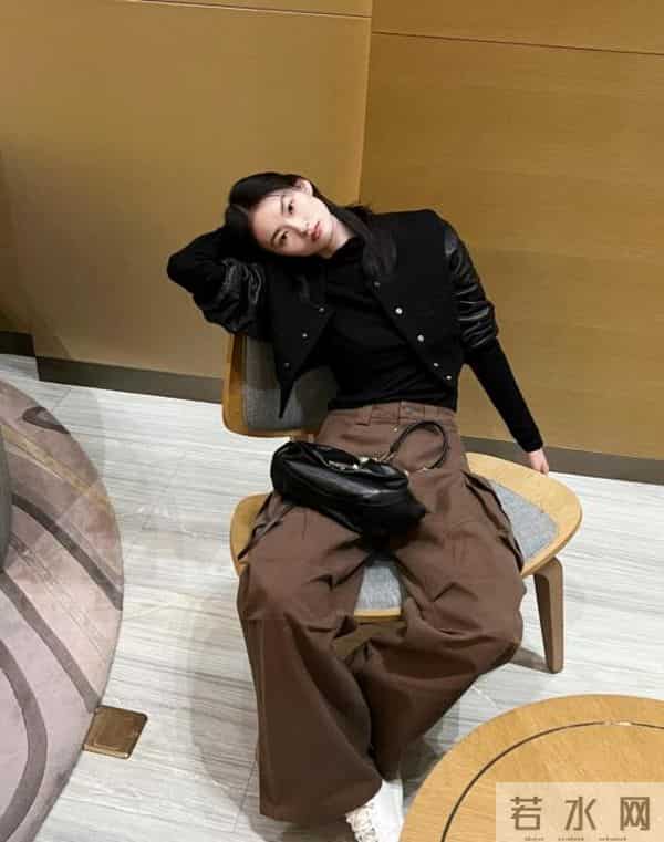 国模贺聪更新日常私服照，舒适低调的服饰搭配，妥妥的东方小仙女