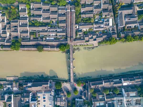 年代剧,观众早已厌倦了“被敷衍”