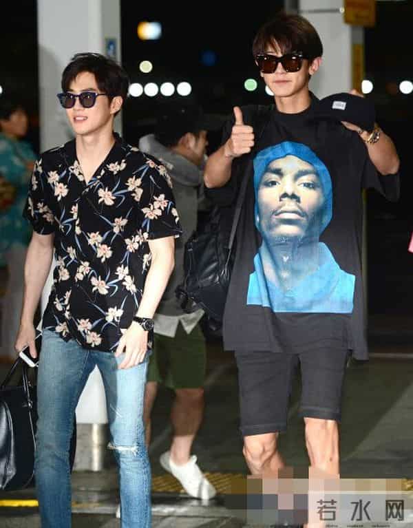 EXO赴夏威夷参加SM度假旅游 灿烈心情好伯贤略显疲惫组
