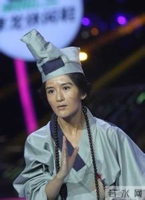 回顾谢娜在《百变大咖秀》中的各种装扮,娜姐真是扮啥像啥