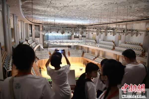 海外华裔青少年北京行:和古今建筑与科技速度Say Hi